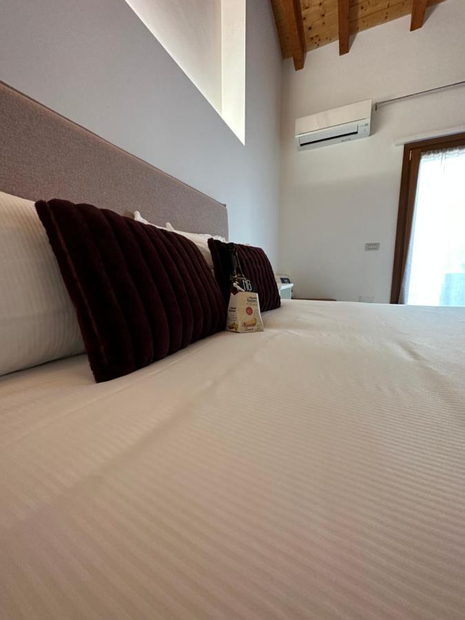 סאסארי Ng Guest House Il Ris מראה חיצוני תמונה