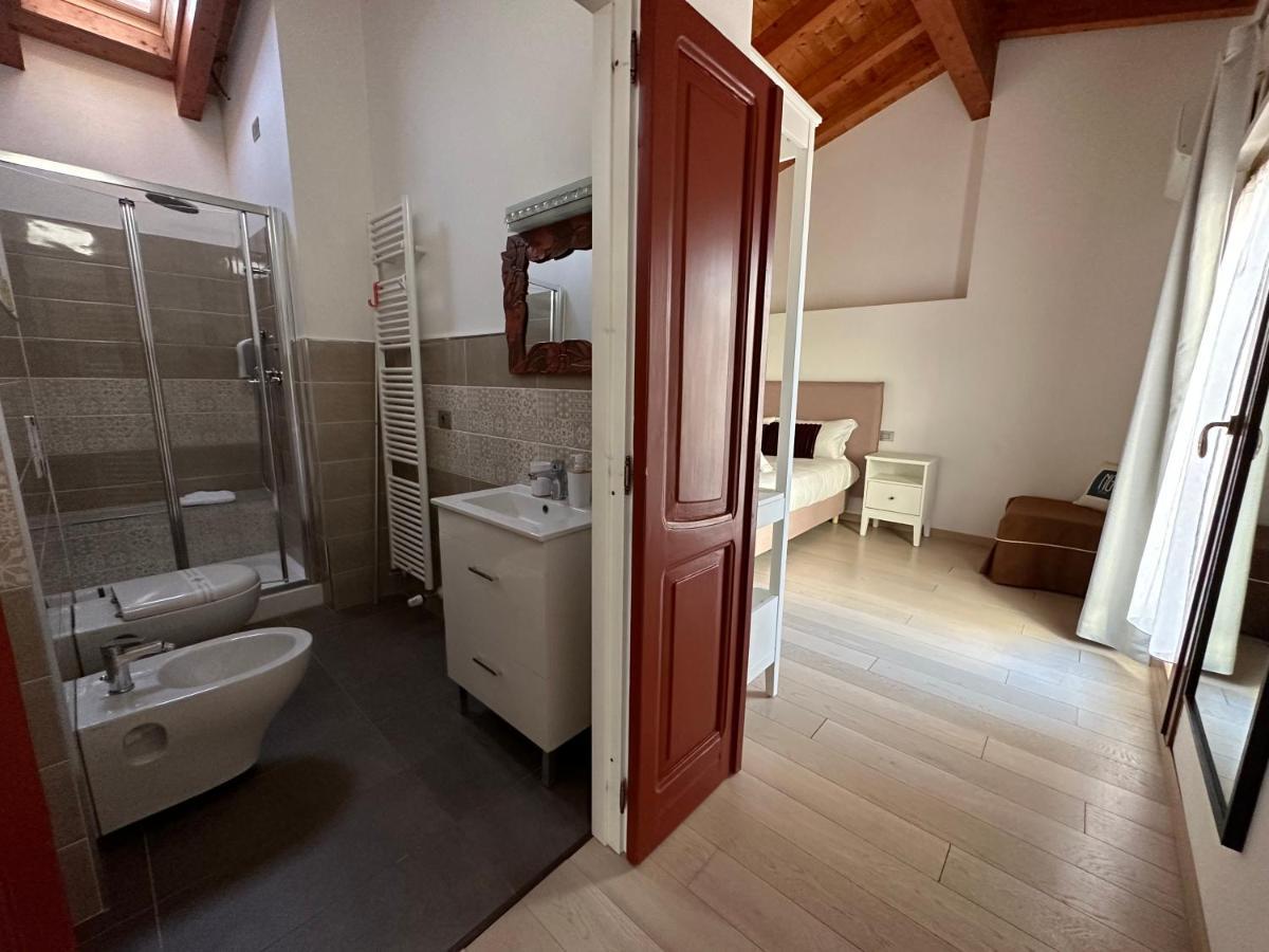 סאסארי Ng Guest House Il Ris מראה חיצוני תמונה