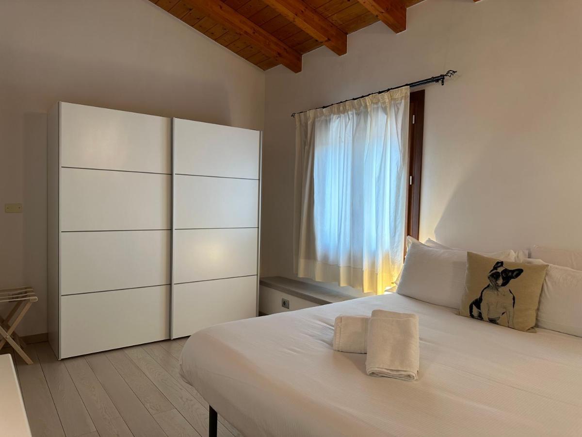 סאסארי Ng Guest House Il Ris מראה חיצוני תמונה
