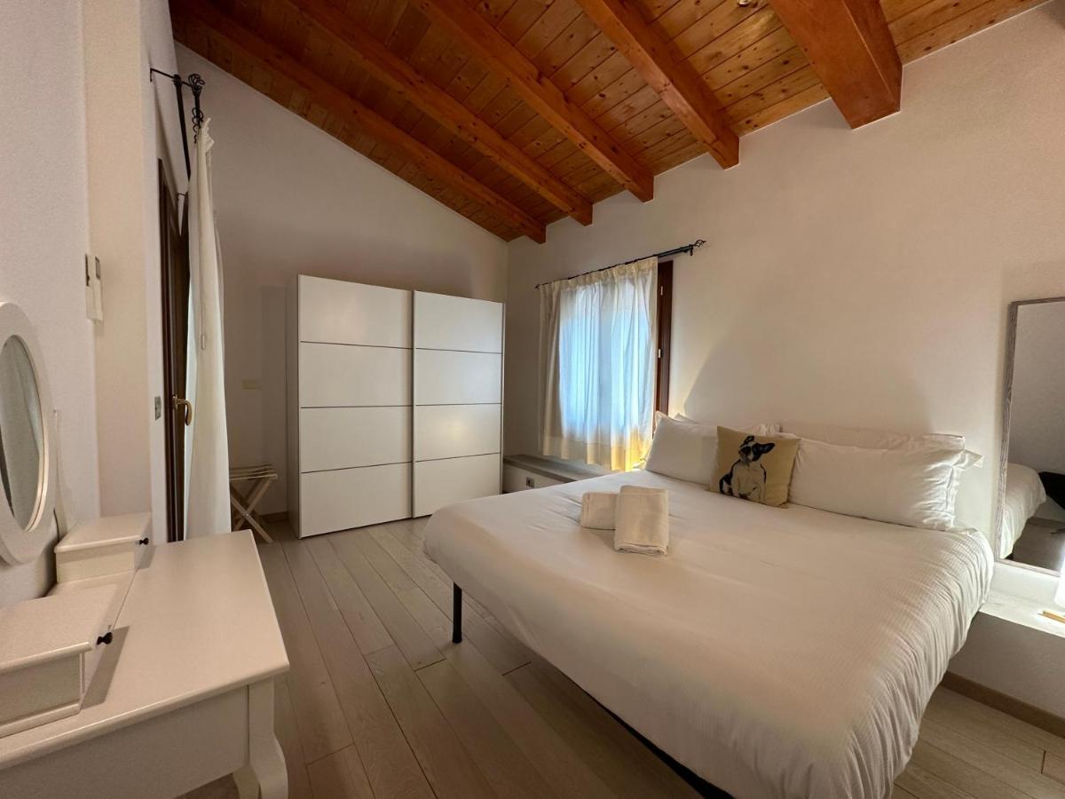 סאסארי Ng Guest House Il Ris מראה חיצוני תמונה